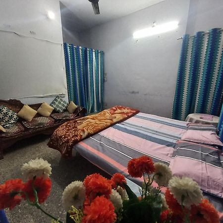 Nigam Stay Home B-663, Kareli Allāhābād Junction Exterior foto